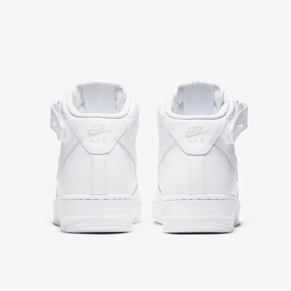 Nike Air Force 1 07 Size 8 - Picture 4 of 8